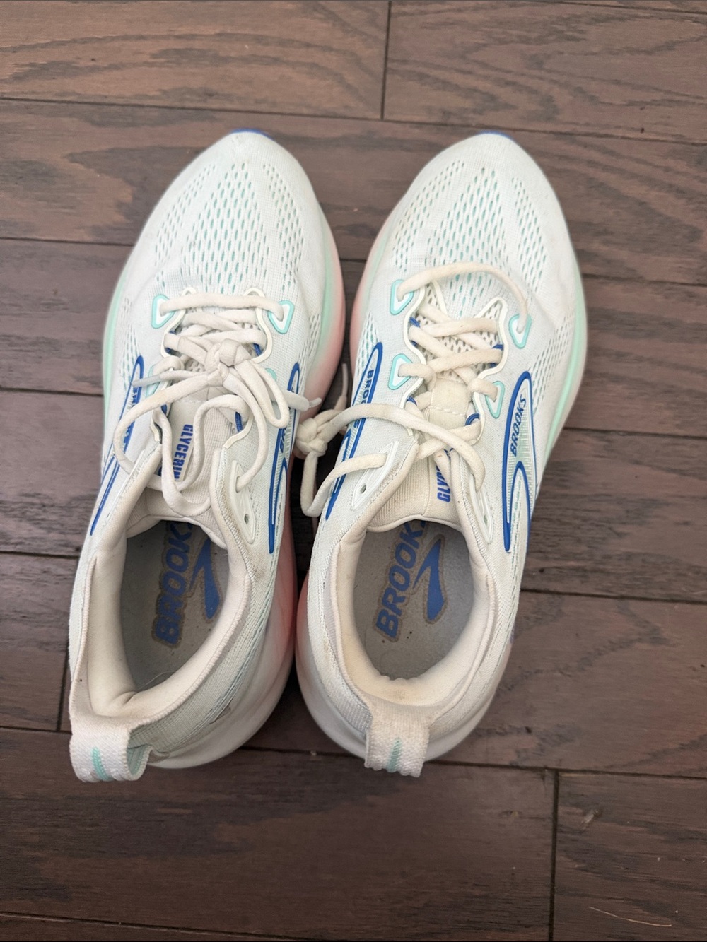 Brooks Glycerin 22 Running Shoes in White Limpet Shell Amparo Blue Women's 9